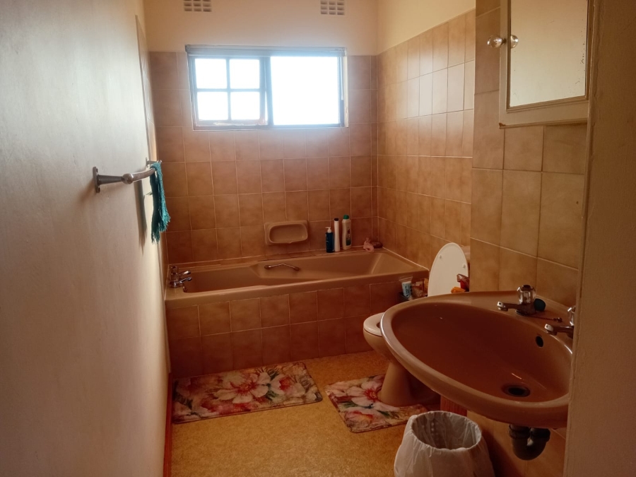 To Let 3 Bedroom Property for Rent in Blue Bend Eastern Cape